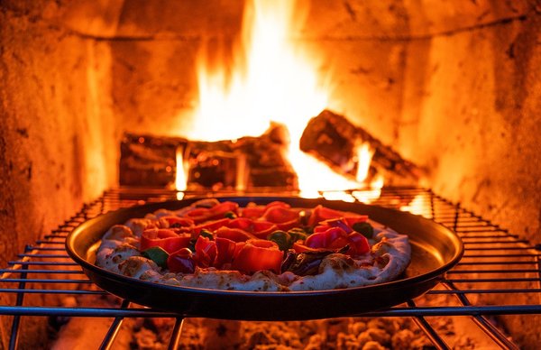 Four à gaz, à bois, électrique : quel four à pizza choisir ?
